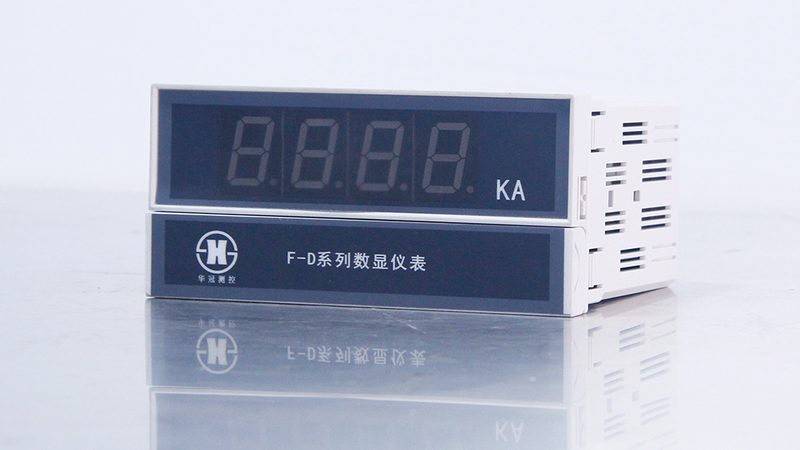 化工行业磁翻板液位计：使用规范与选型要点